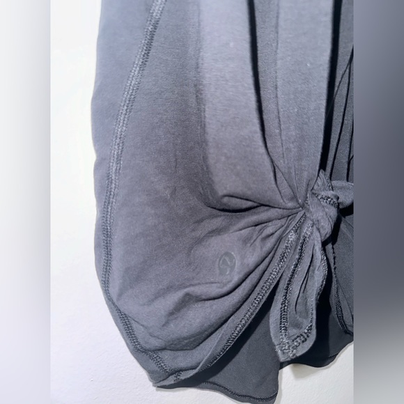 Lululemon In the Open Tank - Picture 3 of 9